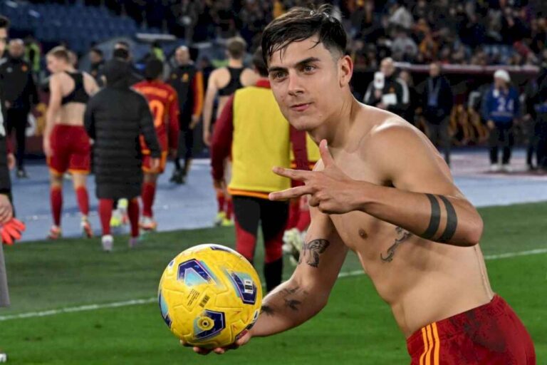 serie-a-de-italia:-roma-vencio-a-torino-con-un-triplete-de-dybala