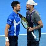 192296-de-locos-kyrgios-y-djokovic-se-divirtieron-y-protagonizaron-un-debut-con-triunfo-en-brisbane