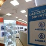 235617-el-gobierno-de-javier-milei-reduce-los-subsidios-para-las-compras-en-cuotas-sin-interes