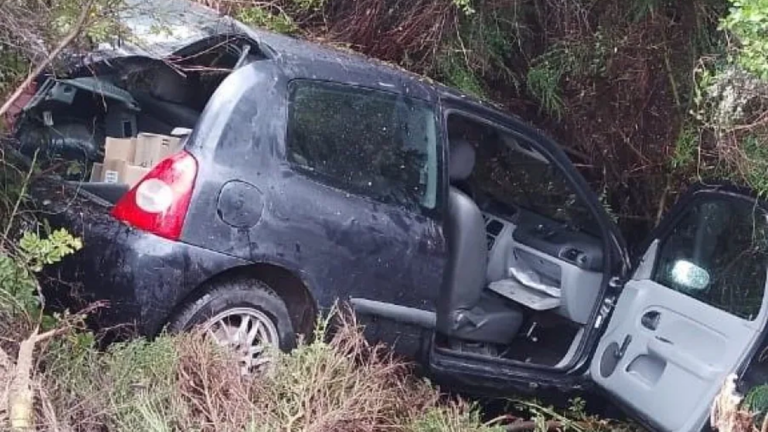 Accidente en la Ruta 40: Dos mujeres hospitalizadas tras despiste