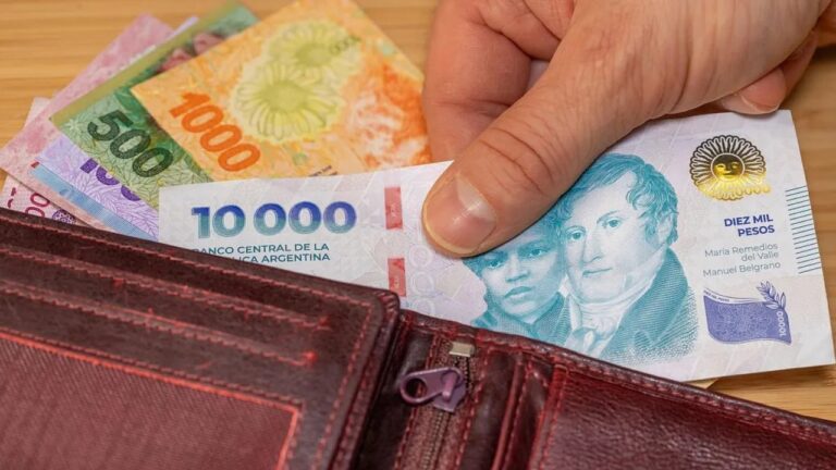 Cuánto cobra un empleado de comercio tras el último aumento aplicado en marzo 2025