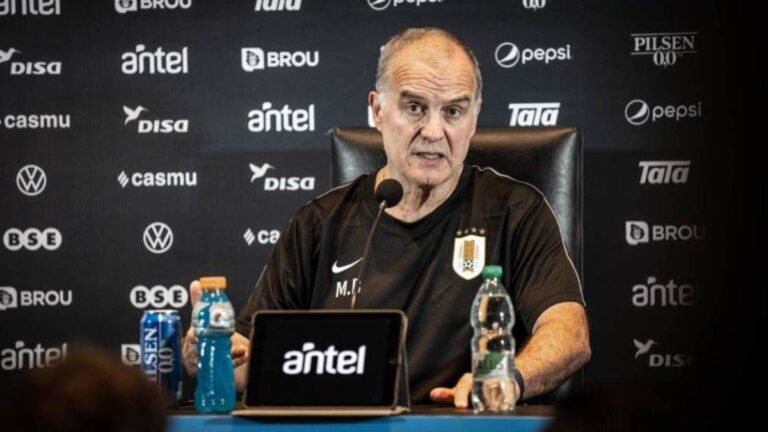 Marcelo Bielsa hizo autocrítica por la derrota de Uruguay: «Falta de peligrosidad»