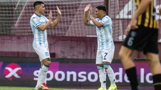 Racing Club debutó con un triunfo por 2 a 0 sobre Santamarina en la Copa Argentina