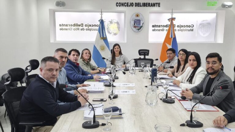 Nueva sesión ordinaria en el salón del IPRA