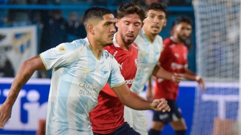 Independiente cayó ante Atlético Tucumán y no pudo regresar a la cima