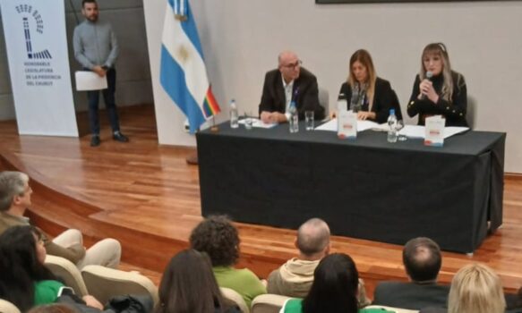 Acto en legislatura por Ni una menos