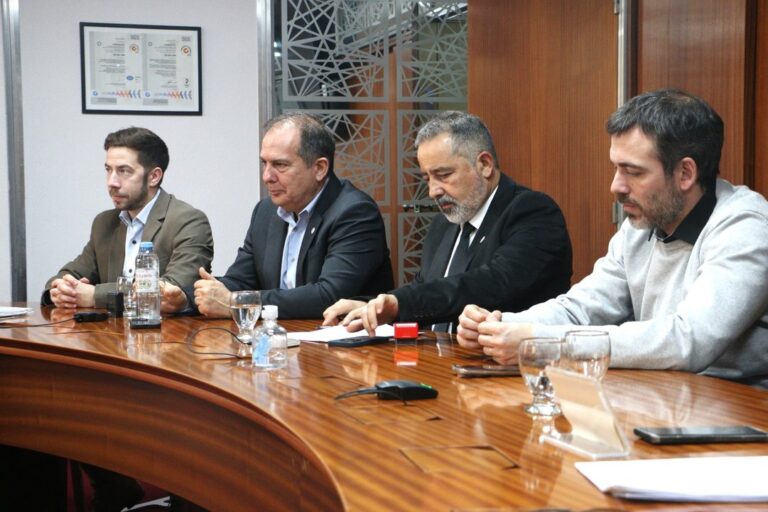 La SCPL firmó un histórico acuerdo para el saneamiento definitivo de la deuda con CAMMESA