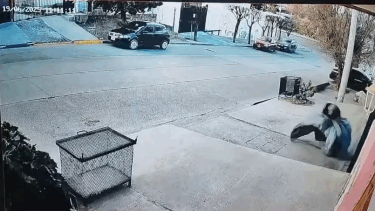 Acusan a excampeón mundial de futsal de robar en casa de una vecina