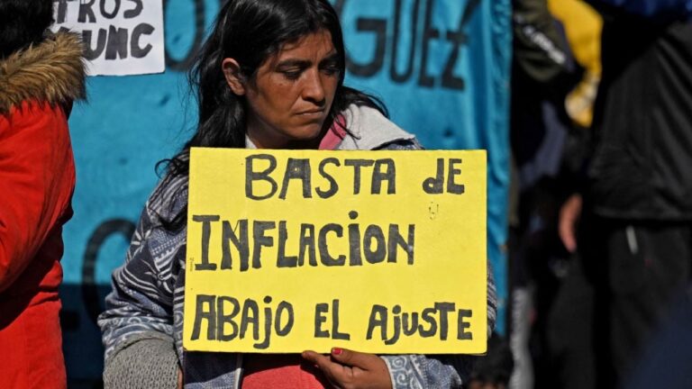 Estrés económico: sigue el deterioro en la capacidad para afrontar consumos