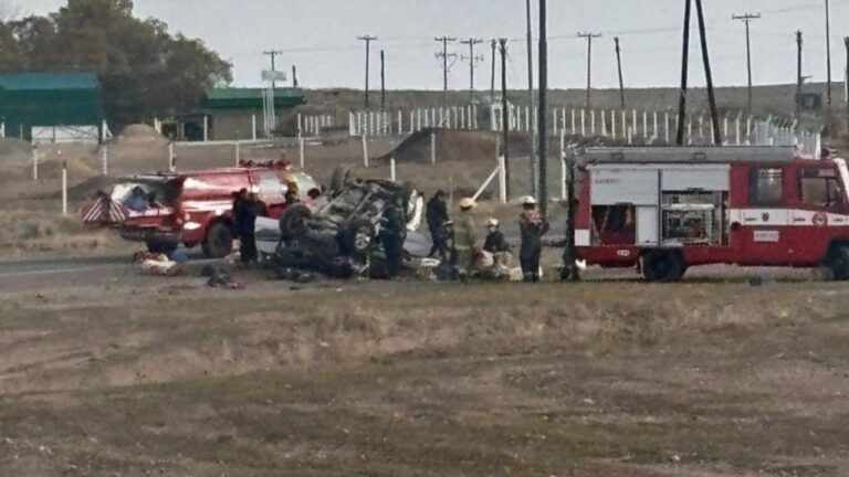 Un hombre sufrió graves heridas tras volcar en el acceso a Dolavon