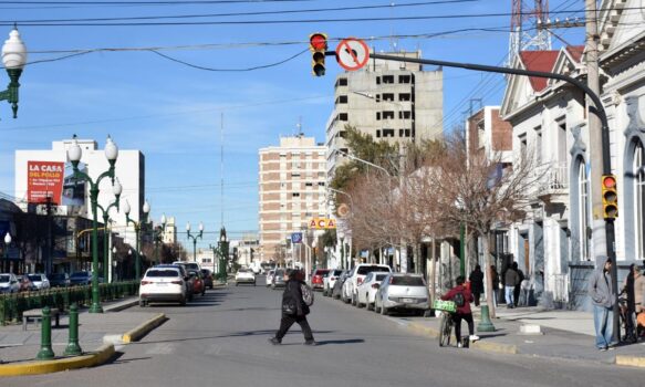 Estará permitido el giro a la izquierda en semáforo de Fontana y 25 de Mayo