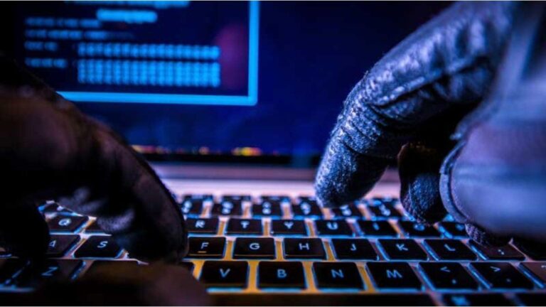 Cómo será el protocolo de Patricia Bullrich para fiscalizar las redes sociales