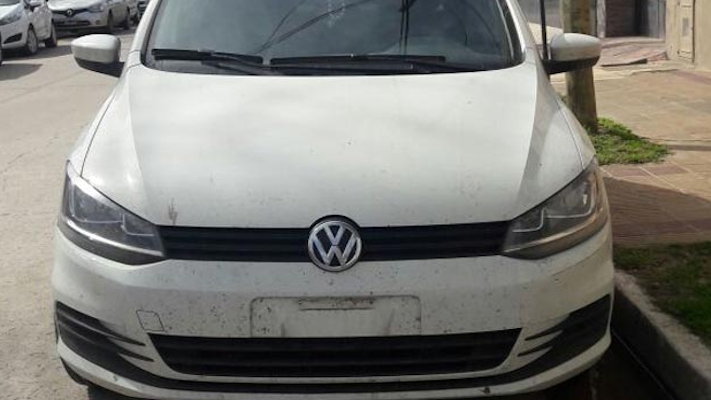 Faltan patentes en todo el país y desde la oposición exigen respuestas