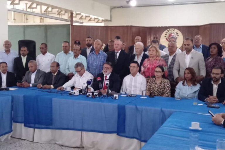 Comerciantes amenazan con paro si se aprueba el nuevo código penal