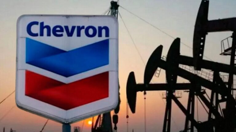 Pactos entre Trump y Maduro, el canje de presos y el retorno de Chevron