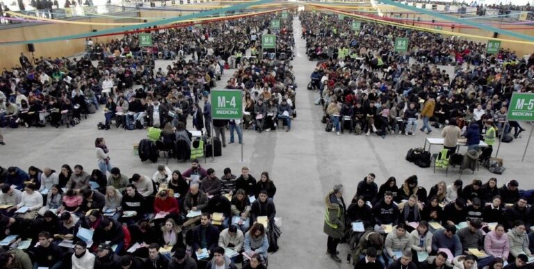 El Gobierno ordenó un nuevo examen de residencias médicas solo para postulantes extranjeros sospechados de fraude