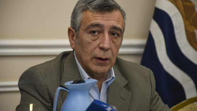 Santa Cruz licitará las áreas que dejó YPF