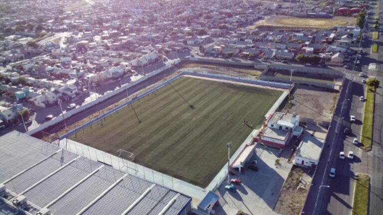 Violencia en la Liga de Comodoro: dos jugadores terminaron detenidos en un empate caliente en Roca y La Nueva