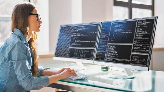 Déficit de profesionales en programación: hasta 12 mil puestos sin cubrir