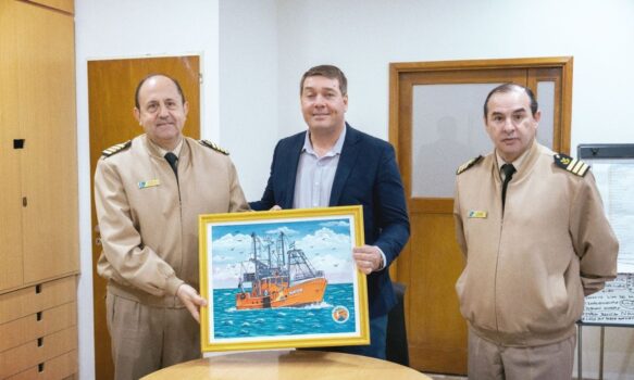 Biss recibió a autoridades de prefectura naval argentina en una visita institucional a Rawson