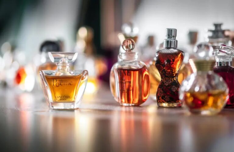 Cuáles son los mejores perfumes para comprar en EE.UU. por menos de US$50, según la inteligencia artificial