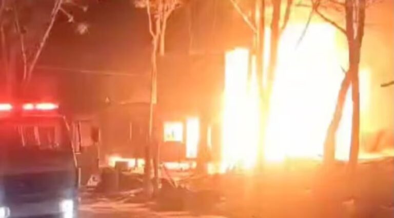 Tragedia en la Patagonia: un incendio mortal mató a tres hermanos y dejó a sus padres gravemente heridos