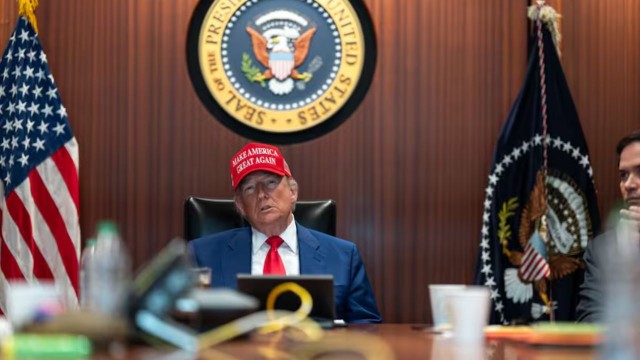 Trump amenazó con derribar aviones venezolanos tras un incidente en el Caribe