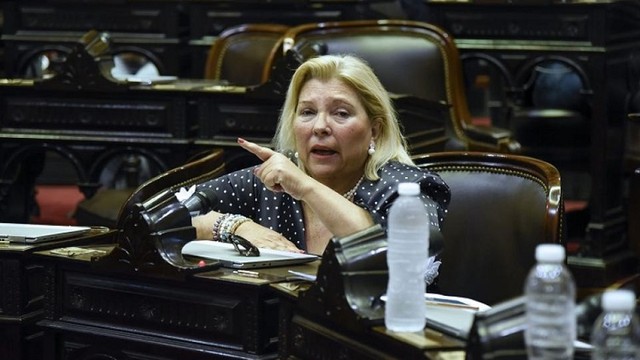 Elisa Carrió pidió el juicio político del juez que censuró los audios de Karina Milei
