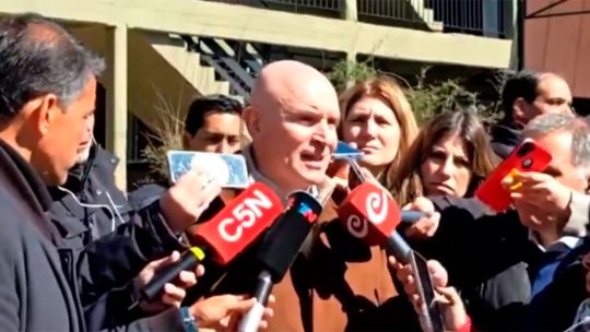 José Luis Espert dejó las balas de lado y uso el estilo Scioli: «Democracia sana, fuerte y feliz»