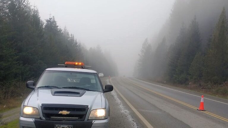 A circular con precaución: El clima afecta las rutas de la cordillera