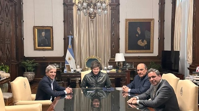 Javier Milei designó como nuevo ministro del Interior a Lisandro Catalán y busca acercarse a los gobernadores