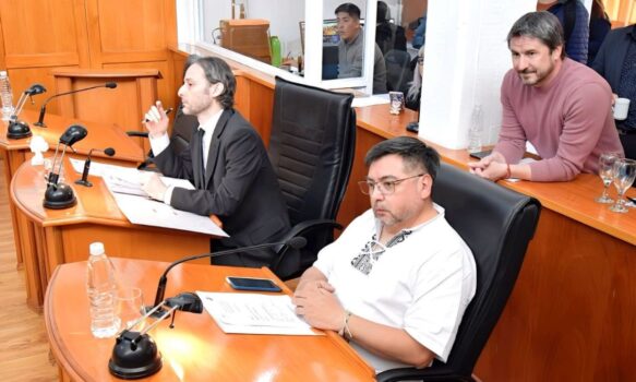 Merino: Hoy fue un día muy importante para Trelew, porque consolida el rumbo turístico y logístico