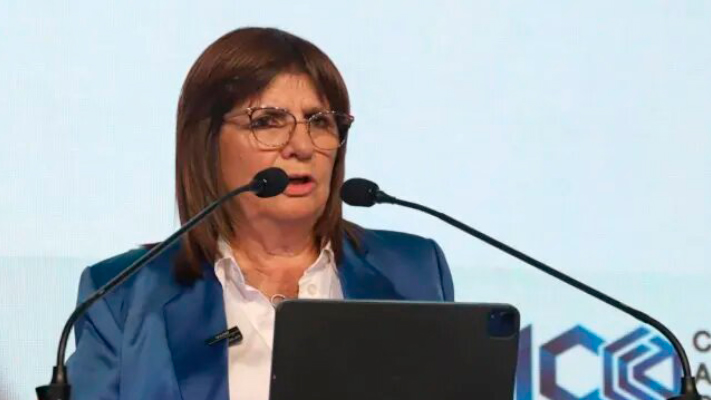Bullrich presentará el procedimiento internacional que decomisó 500 kilos de cocaína