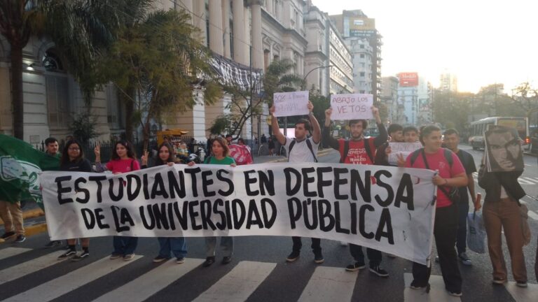 Educación: otra vez el Gobierno busca derogar el piso del 6% del PBI para financiamiento educativo