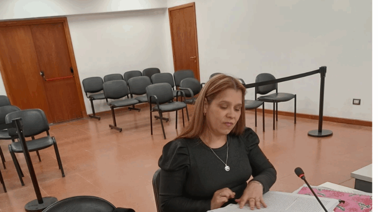 Un policía abusó de una policía en la comisaría de Sarmiento