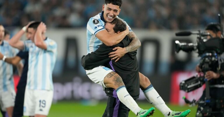 Racing de los milagros: cómo hizo Solari para jugar toda la serie con Vélez desgarrado