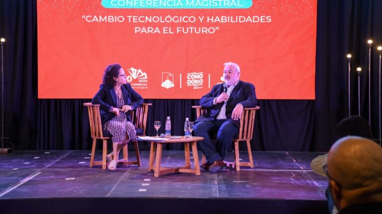 Se abre debate sobre empleo, innovación y transición energética