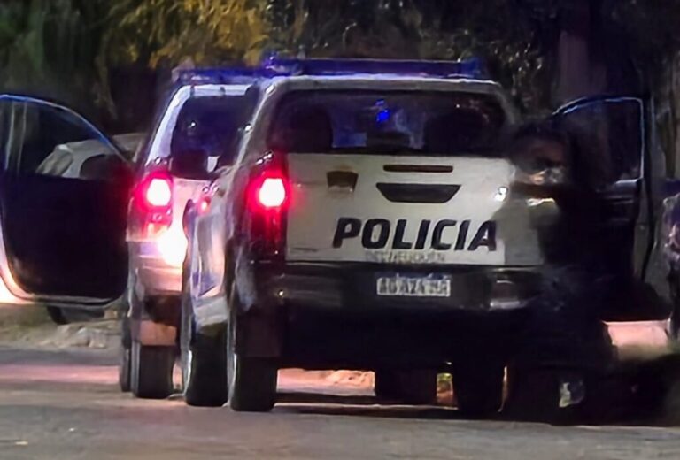 Grave: balearon una vivienda en la Patagonia y escaparon corriendo