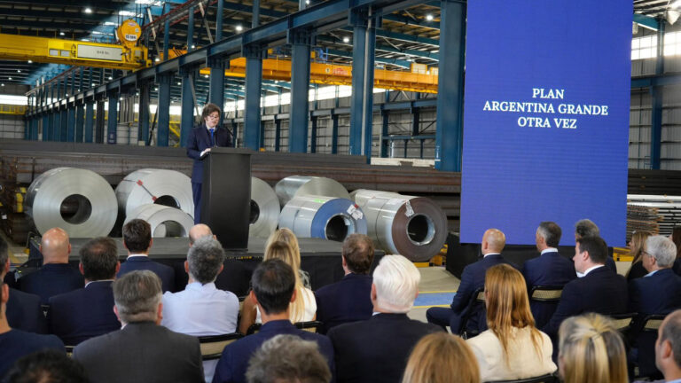 Milei presentó el Plan Argentina Grande Otra Vez