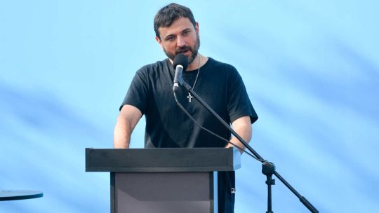 Grabois se abrazó con Massa y selló la tregua: «Quiero hacerle una mención especial, me ayudó mucho en la campaña»