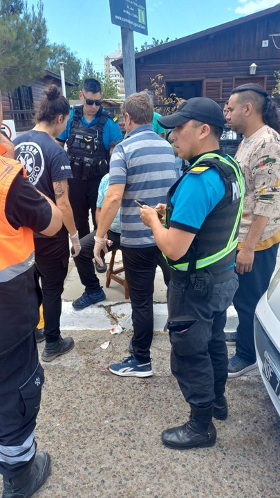 Atropellaron a una persona en el centro de Comodoro y debió ser trasladada al hospital