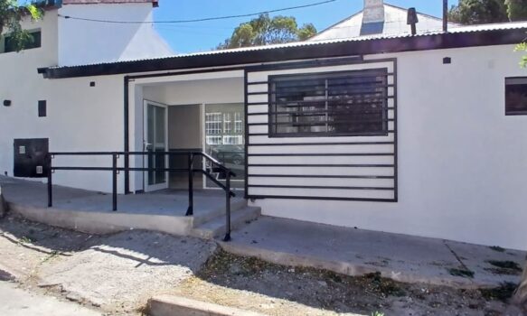Merino recorrió la remodelación de las oficinas de discapacidad y vacunatorio
