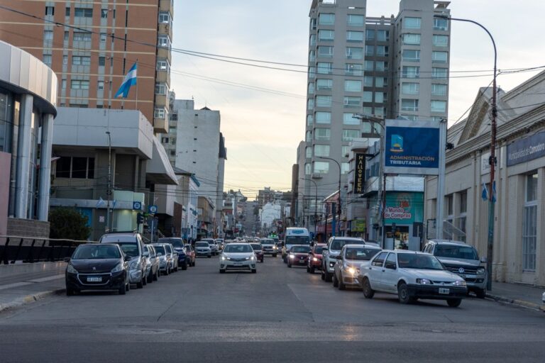 A qué hora cierran los supermercados y comercios en Comodoro durante las fiestas de fin de año?