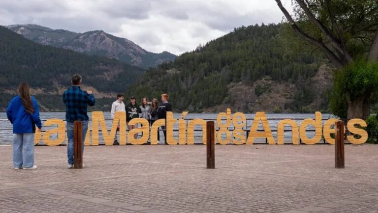 Grave herida por pirotecnia en una fiesta: un joven perdió un ojo en San Martín de los Andes