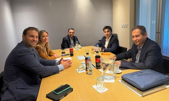 Torres destrabó la obra de modernización del aeropuerto de Esquel