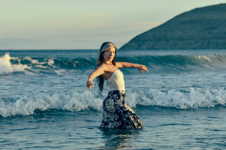 Por sus raíces y pasión: la bailadora de Chubut que organiza el Primer Festival Patagónico de Flamenco