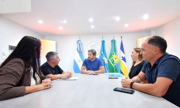 Merino recibió a la nueva conducción del hockey del Valle