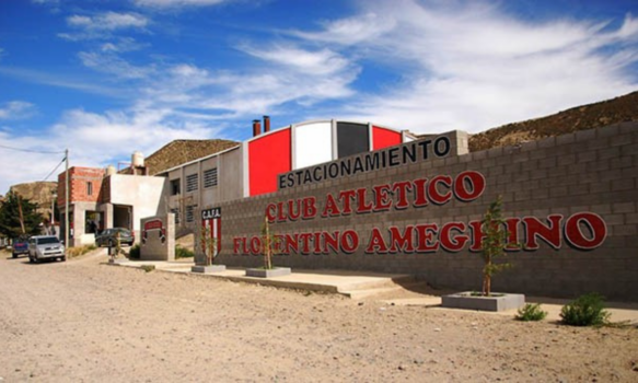 El Club Ameghino alberga a unos 70 damnificados por el deslizamiento del cerro Hermitte