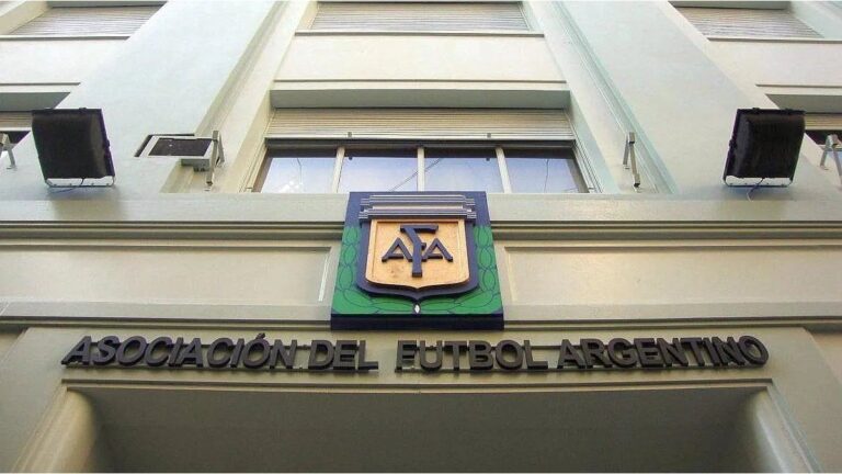 El Comité de AFA decretó un paro y suspendió la fecha 9 en rechazo a las denuncias de ARCA