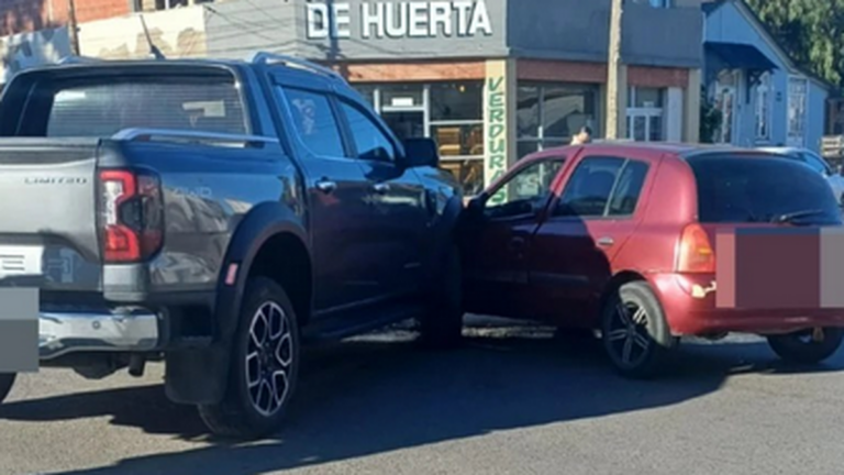 Choque en La Loma dejó a una joven hospitalizada